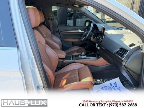 Used 2021 Audi Q5 2.0T Premium Plus w/ Premium Plus Package AWD/4WD image 18