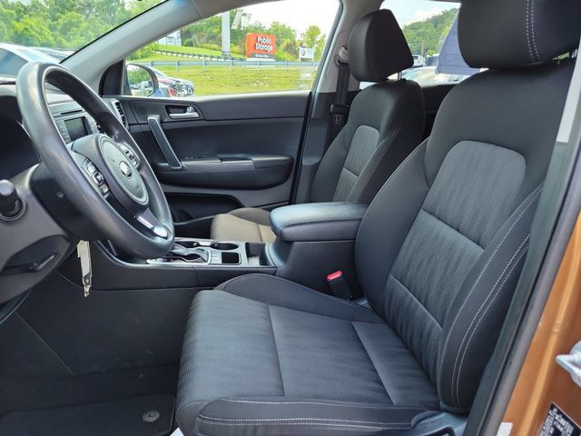 Used 2019 Kia Sportage LX FWD image 17