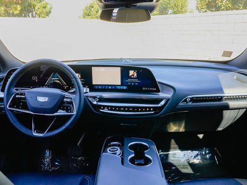 Certified 2024 Cadillac Lyriq Luxury RWD image 12