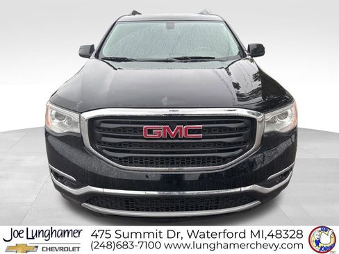 Used 2019 GMC Acadia SLT w/ Black Edition image 9