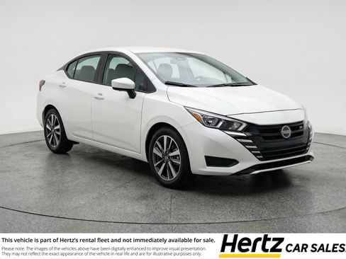 Used 2025 Nissan Versa SV image 1