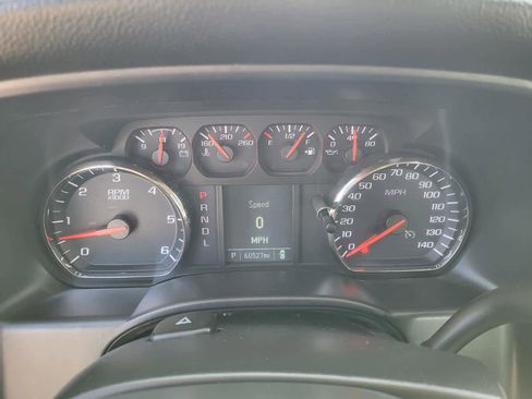 Used 2018 Chevrolet Silverado 1500 W/T w/ Trailering Package image 19