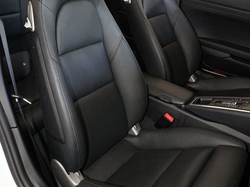Used 2014 Porsche 911 Carrera RWD image 9
