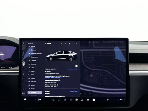 Used 2024 Tesla Model X AWD/4WD image 30