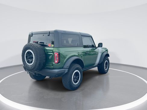 Used 2022 Ford Bronco Badlands w/ Sasquatch Package AWD/4WD image 9