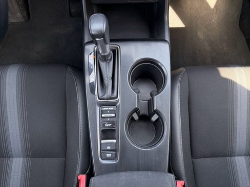 Used 2024 Honda Civic Sport image 25