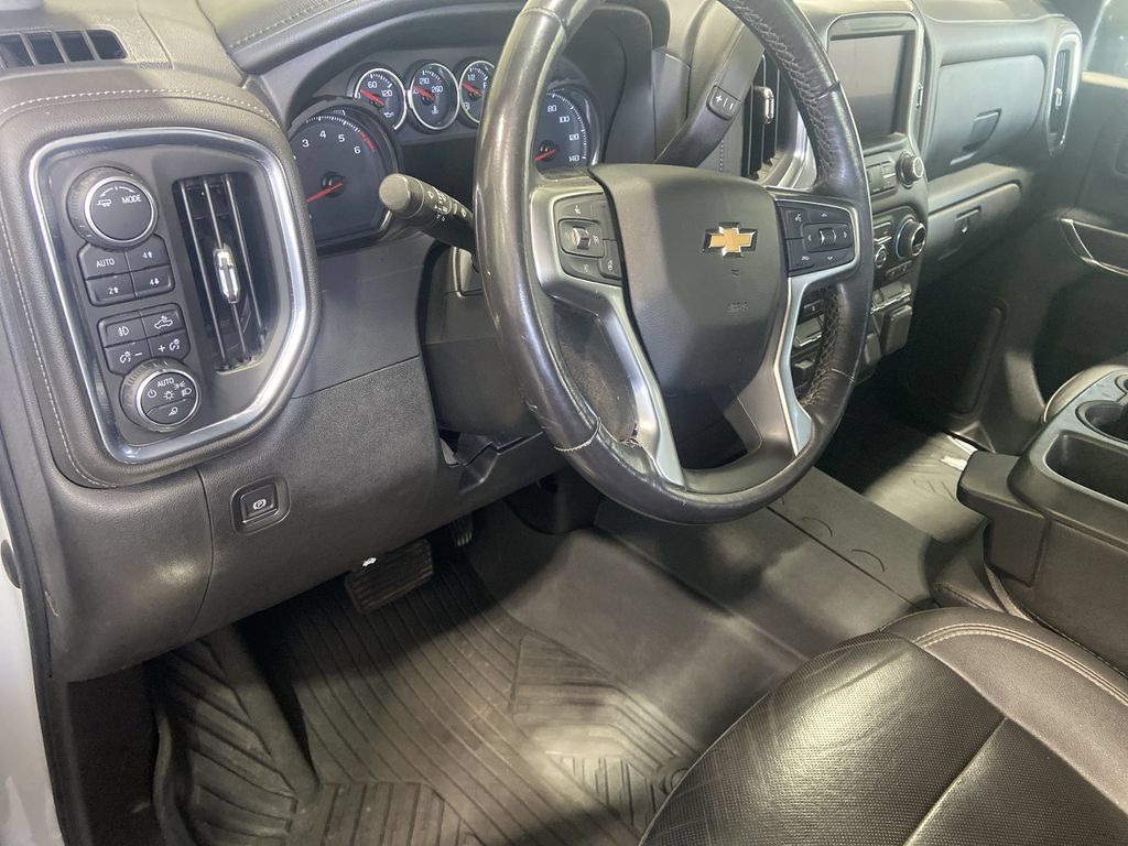 Used 2022 Chevrolet Silverado 2500 LTZ AWD/4WD image 10