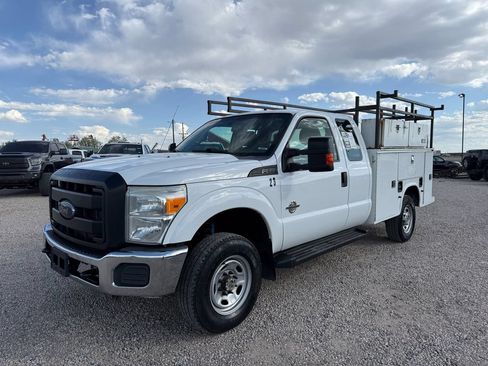 Used 2014 Ford F350 XL w/ Power Equipment Group AWD/4WD image 5