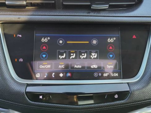 Used 2022 Cadillac XT5 Premium Luxury AWD/4WD image 18
