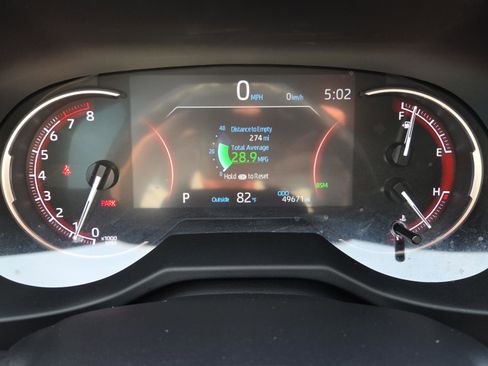 Certified 2025 Toyota RAV4 XLE image 32