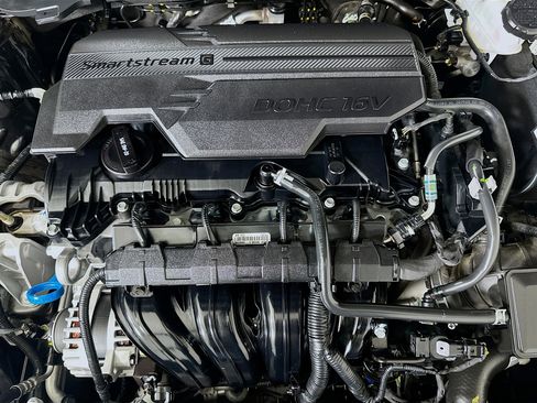 Used 2025 Kia K4 LXS image 31