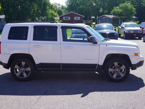 Used 2015 Jeep Patriot 4WD image 6