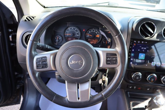 Used 2014 Jeep Patriot Latitude w/ Sun/Sound Group AWD/4WD image 16
