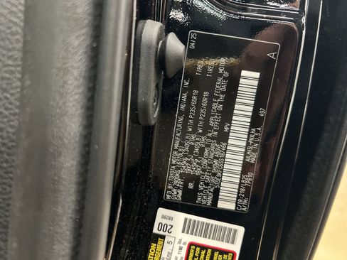 Used 2025 Toyota Sienna Platinum image 24