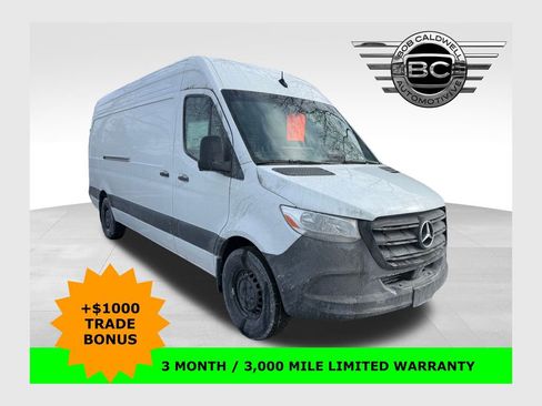 Used 2025 Mercedes-Benz Sprinter 2500 image 1