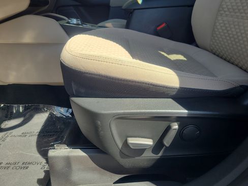 Certified 2020 Ford Escape SE AWD/4WD image 14