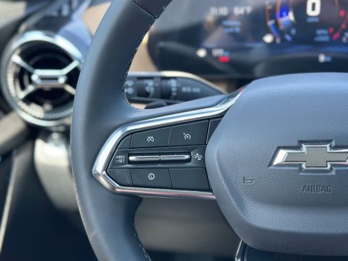 New 2026 Chevrolet Equinox ACTIV w/ Convenience Package III image 9