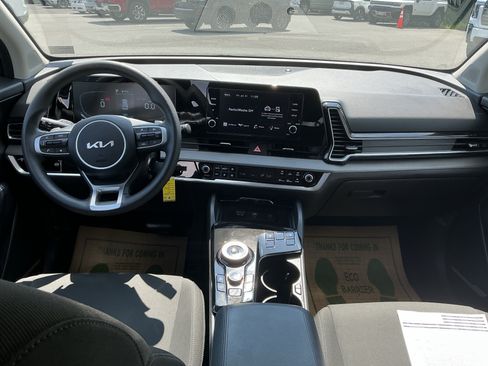 Certified 2023 Kia Sportage LX AWD/4WD image 11