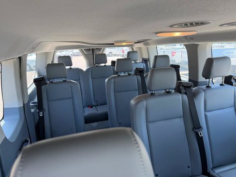 Used 2018 Ford Transit 150 XL RWD image 13