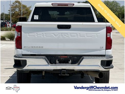 Used 2025 Chevrolet Silverado 2500 LT w/ Convenience Package AWD/4WD image 3