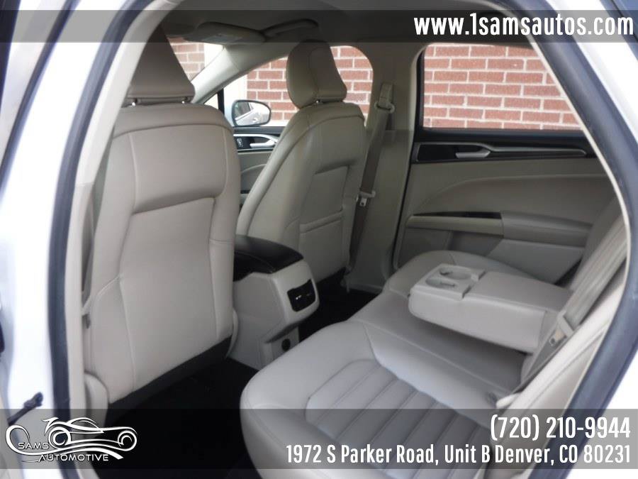 Used 2020 Ford Fusion SEL FWD image 19