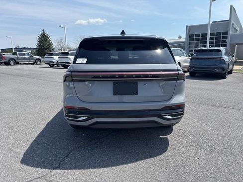 Used 2026 Lincoln Nautilus Premier w/ Equipment Group 102A image 4