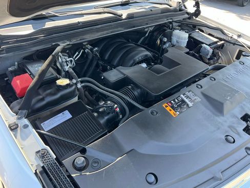 Used 2019 Chevrolet Tahoe Premier AWD/4WD image 46