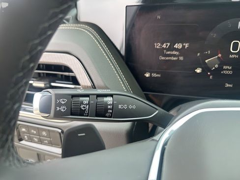 New 2026 GMC Yukon XL Elevation image 32