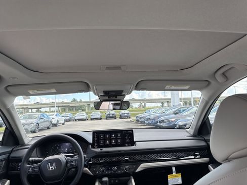 New 2025 Honda Accord EX-L image 11