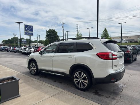 Used 2019 Subaru Ascent Limited AWD/4WD image 5