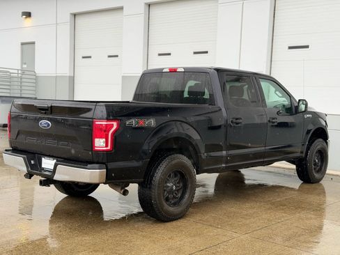 Used 2017 Ford F150 XLT image 4