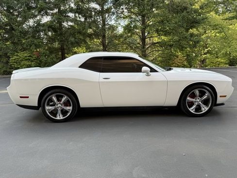 Used 2013 Dodge Challenger R/T Plus image 4