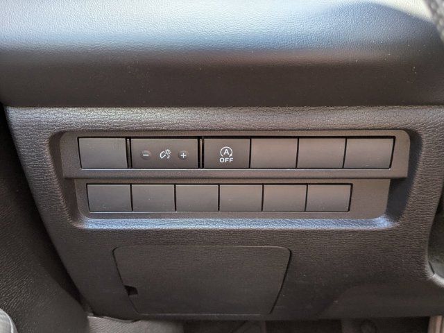 New 2026 Mitsubishi Outlander ES FWD image 24