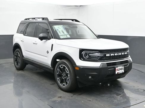 New 2025 Ford Bronco Sport Outer Banks w/ Outer Banks Tech Package+ AWD/4WD image 5