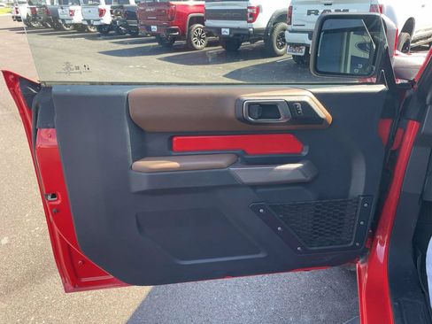Certified 2023 Ford Bronco Outer Banks AWD/4WD image 15
