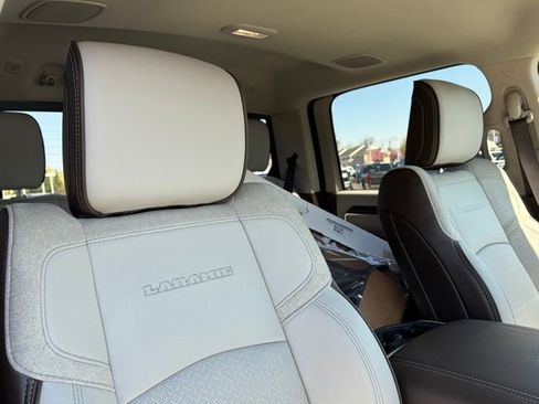 New 2026 RAM 3500 Laramie AWD/4WD image 33