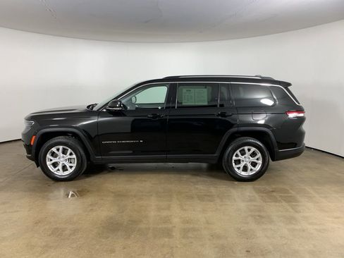 Used 2023 Jeep Grand Cherokee L Limited w/ Luxury Tech Group II AWD/4WD image 17