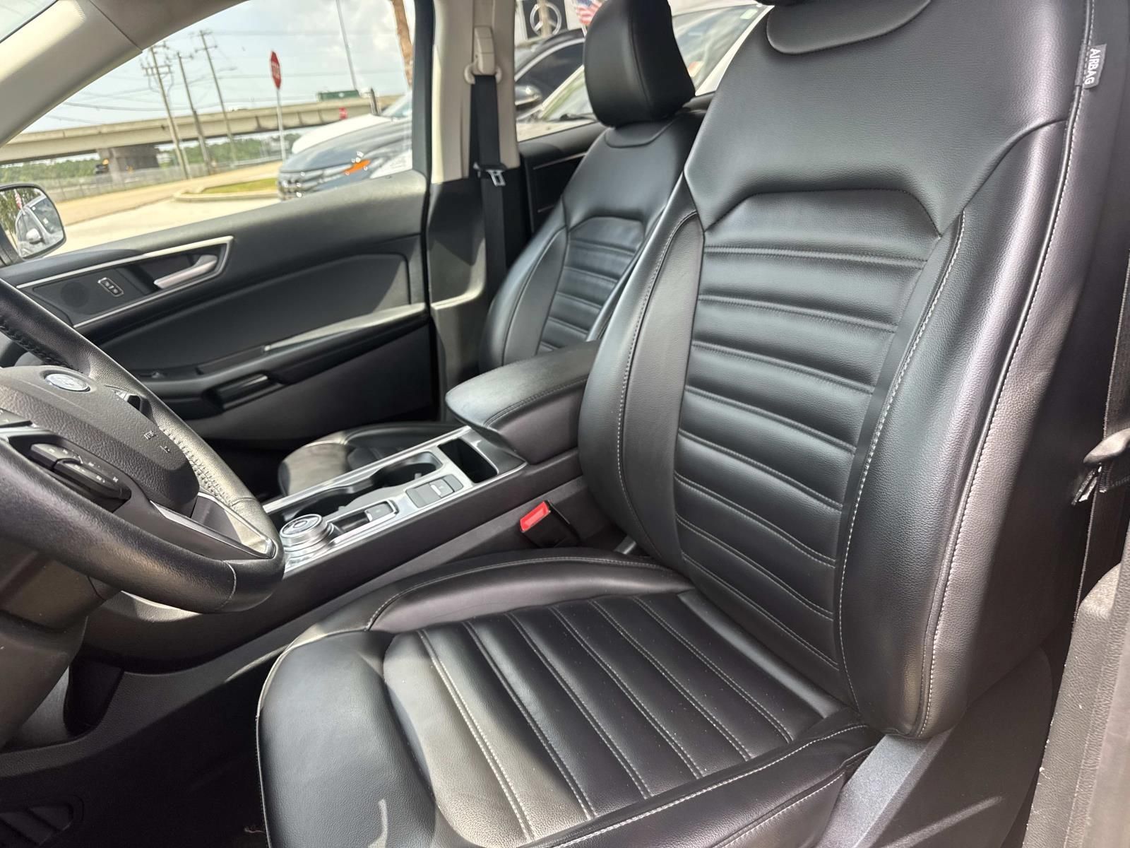 Used 2024 Ford Edge SEL AWD/4WD image 15