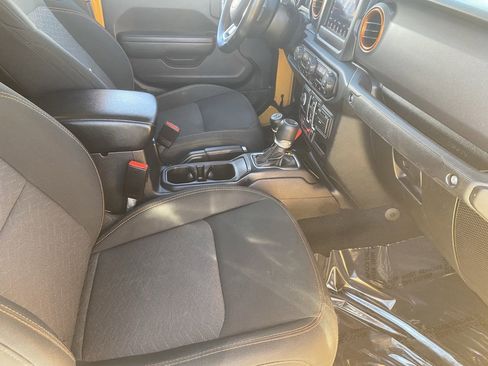 Used 2021 Jeep Gladiator Mojave w/ Safety Group image 9