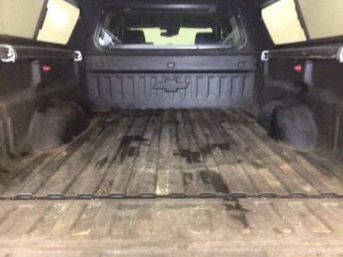 Used 2017 Chevrolet Silverado 2500 High Country w/ Snow Plow Prep Package AWD/4WD image 15