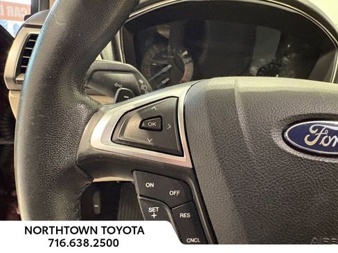 Used 2017 Ford Fusion SE image 30