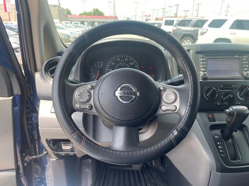 Used 2014 Nissan NV200 SV w/ Technology Package FWD image 13