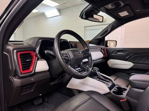 Used 2023 GMC Canyon AT4X AWD/4WD image 16