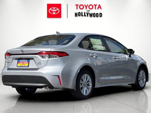 New 2026 Toyota Corolla LE FWD image 4