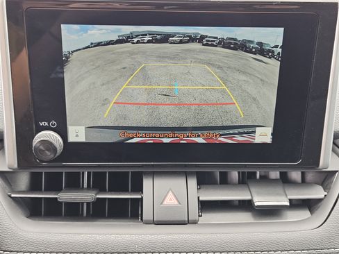 Used 2025 Toyota RAV4 XLE w/ Convenience Package FWD image 19