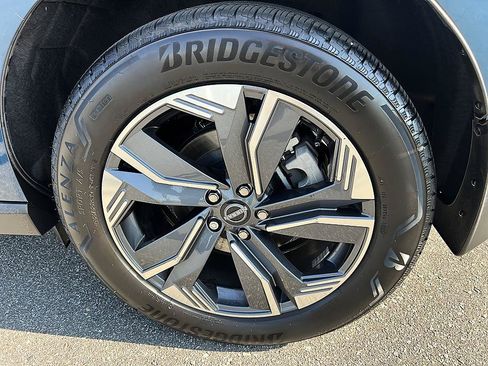 Certified 2025 Nissan Murano SL AWD/4WD image 10
