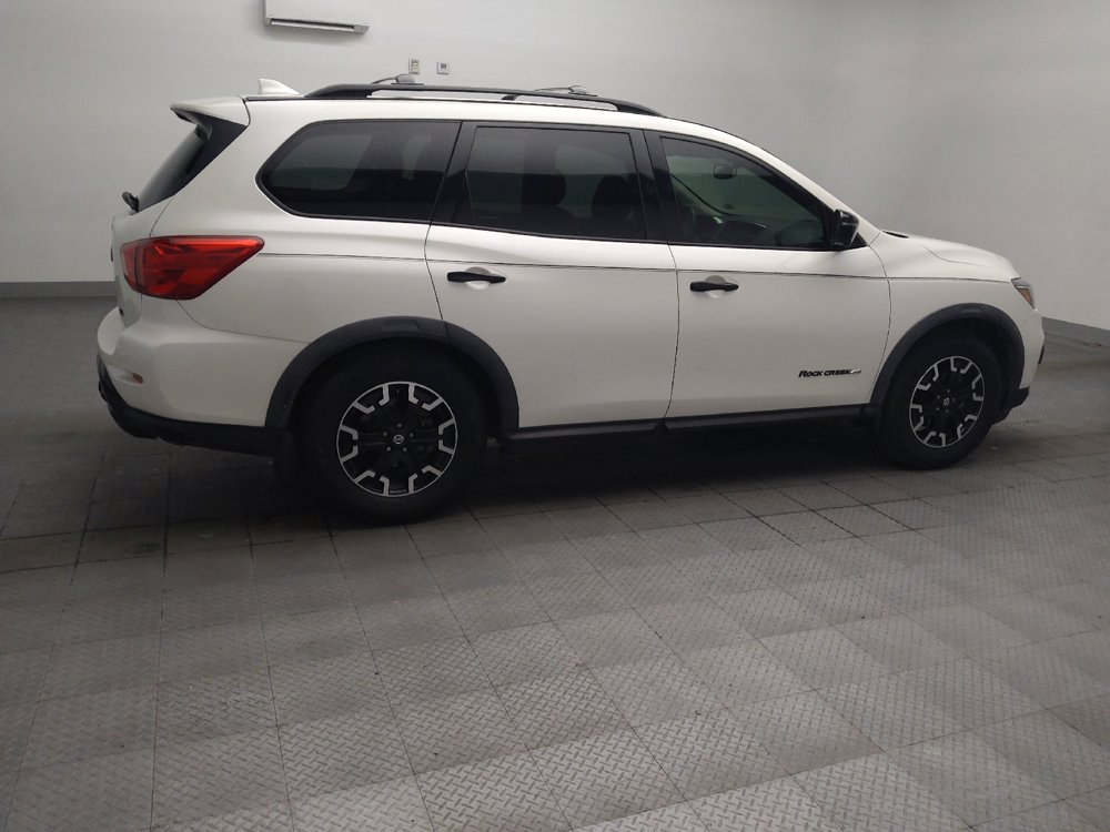 Used 2019 Nissan Pathfinder SL FWD image 10