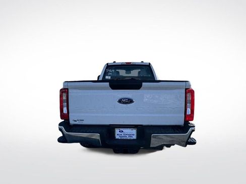 New 2026 Ford F250 XL w/ FX4 Off-Road Package image 7