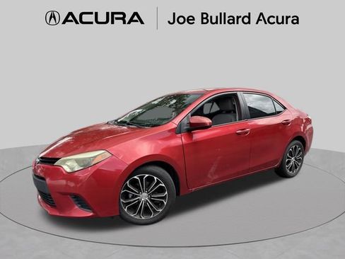 Used 2014 Toyota Corolla LE FWD image 1