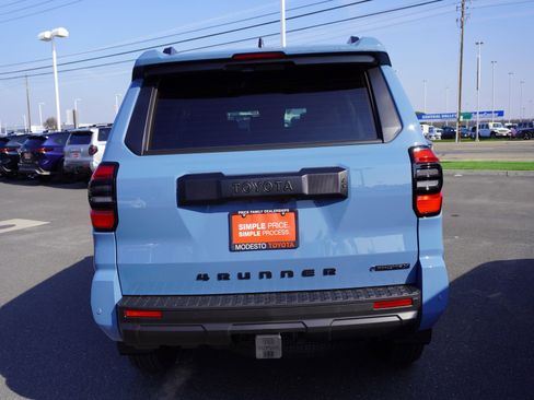 New 2026 Toyota 4Runner TRD Off-Road image 10